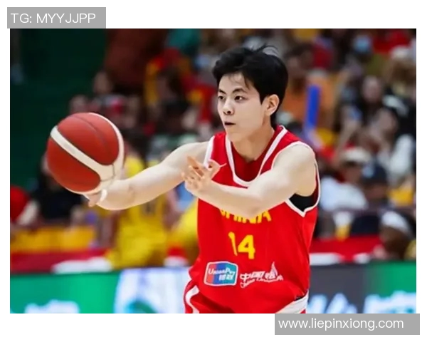 女篮激战日本杨舒予内线发威砍下33分助球队险胜对手 女篮激战日本杨舒予内线发威砍下33分助球队险胜对手